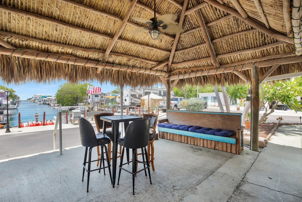 6099 Overseas Hwy, Marathon, FL 33050