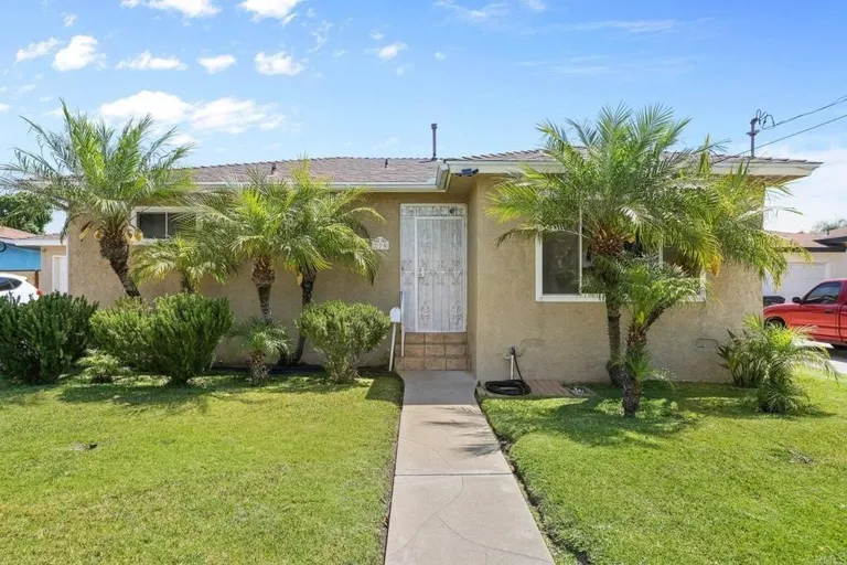725 5th Ave, Chula Vista, CA 91910-5407