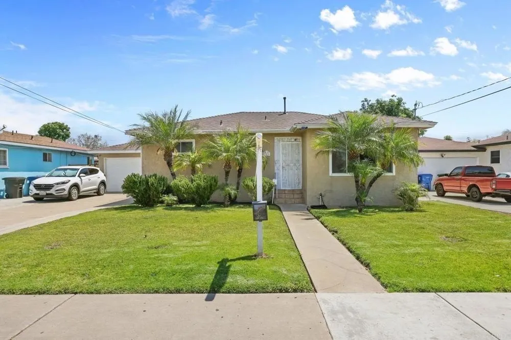 725 5th Ave, Chula Vista, CA 91910-5407