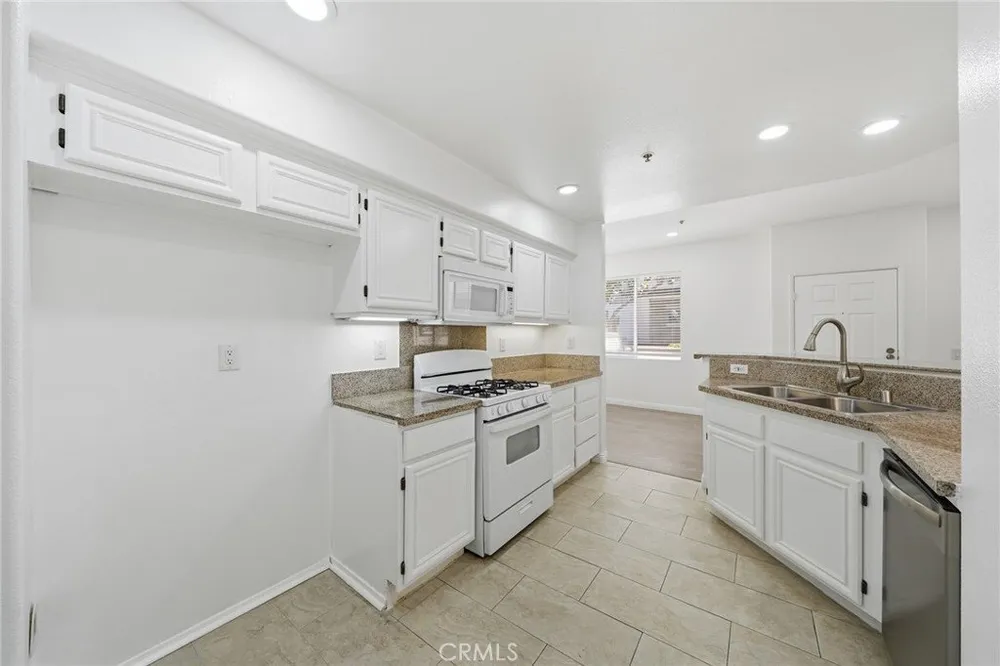 12921 Ternberry Ct, Tustin, CA 92782