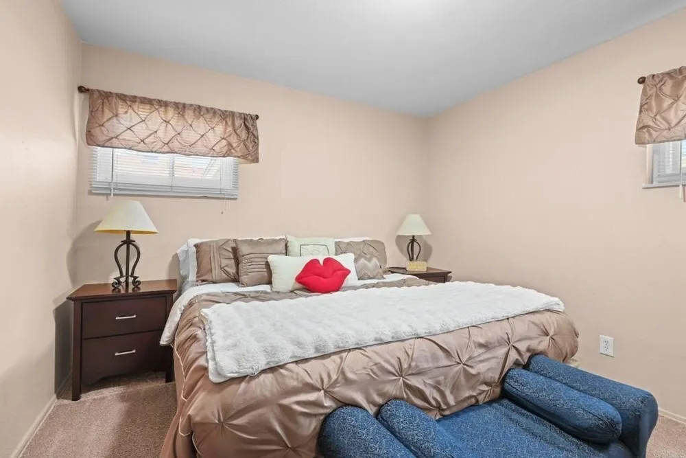 725 5th Ave, Chula Vista, CA 91910-5407