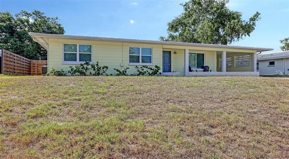2542 Tulip St, Sarasota, FL 34239