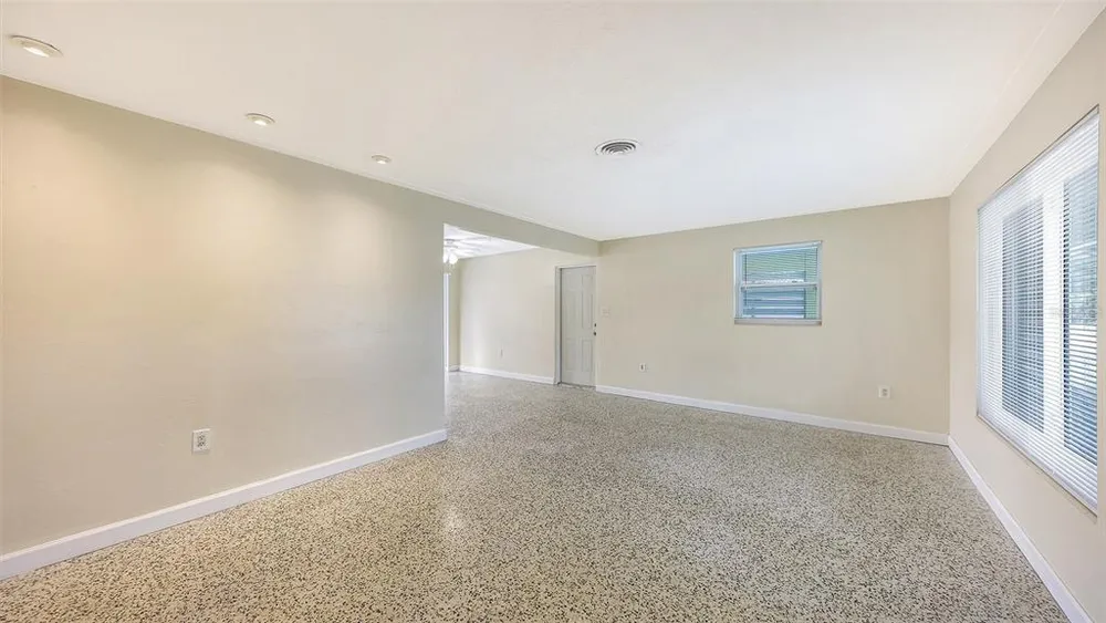 2542 Tulip St, Sarasota, FL 34239