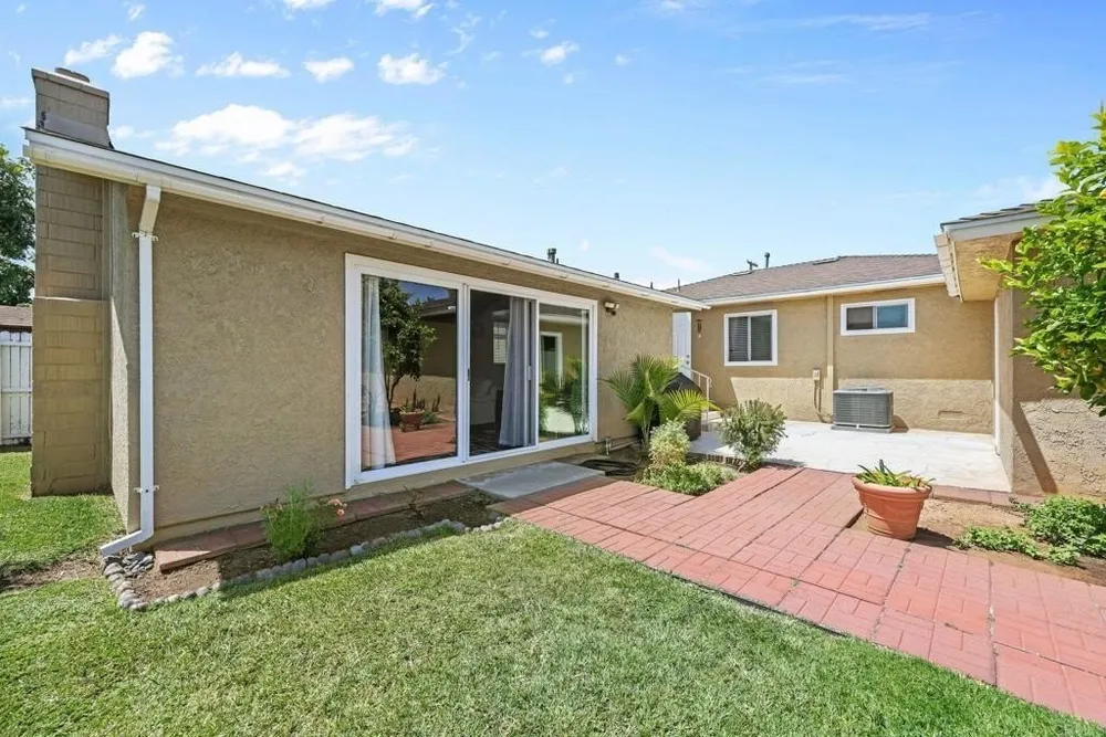 725 5th Ave, Chula Vista, CA 91910-5407