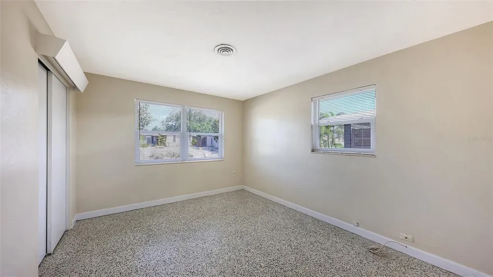 2542 Tulip St, Sarasota, FL 34239