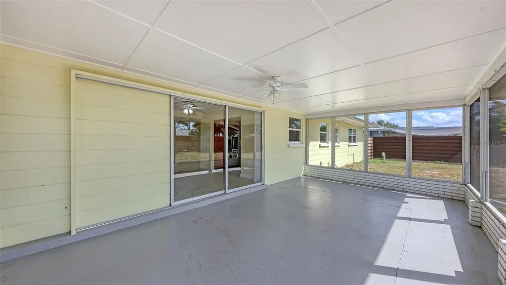 2542 Tulip St, Sarasota, FL 34239