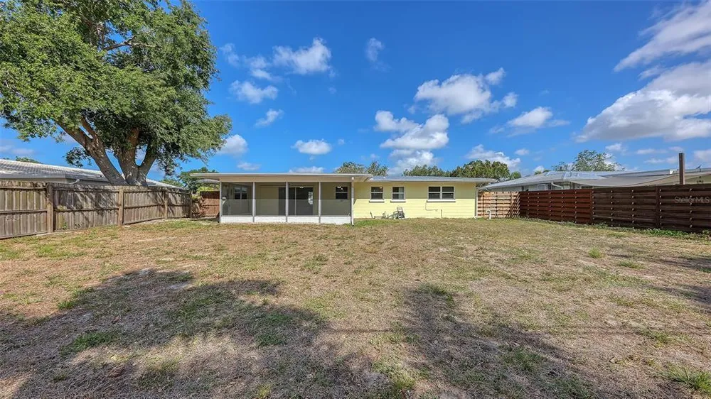 2542 Tulip St, Sarasota, FL 34239