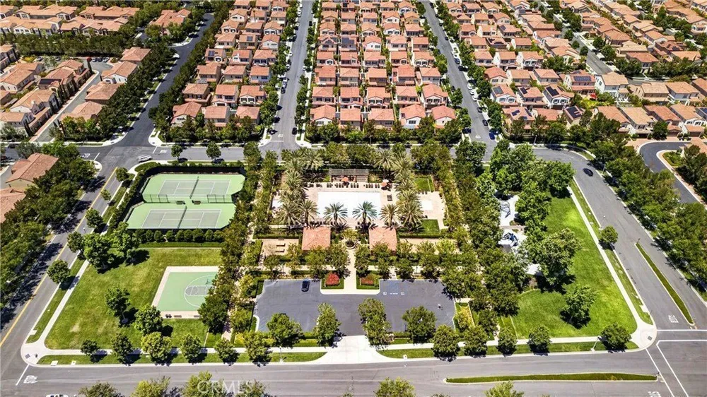 240 Mayfair, Irvine, CA 92620