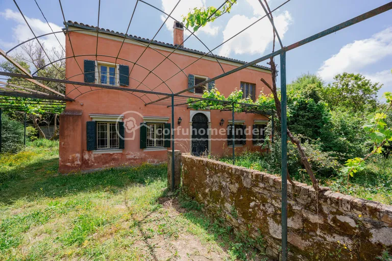 TOWNHALL ESTATE, nr Agios Mattheos, Corfu