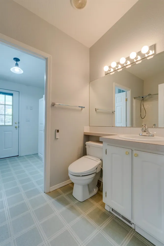 4525 S Sunny Creek Cir, Spokane, WA 99224