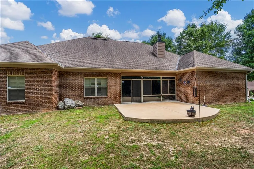 4507 Lakewood Dr, Phenix City, AL 36867