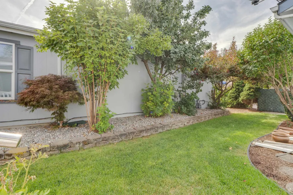 4525 S Sunny Creek Cir, Spokane, WA 99224