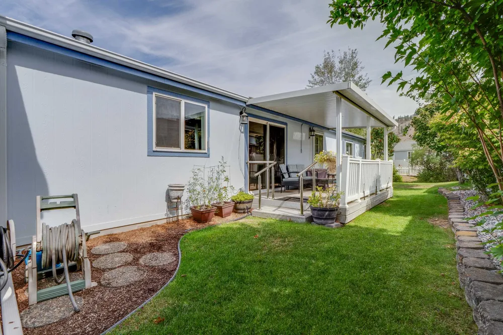 4525 S Sunny Creek Cir, Spokane, WA 99224