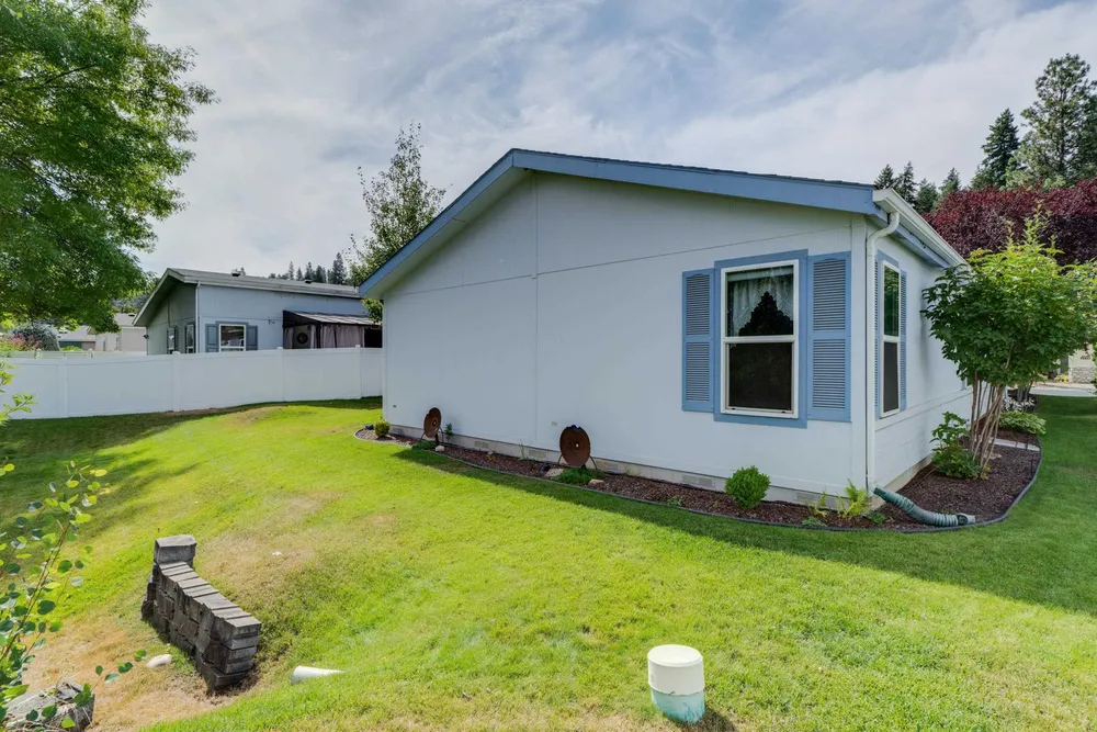 4525 S Sunny Creek Cir, Spokane, WA 99224