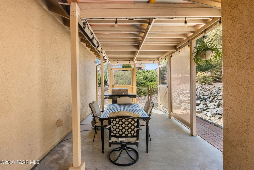 5562 Lemonmint Ln, Prescott, AZ 86305
