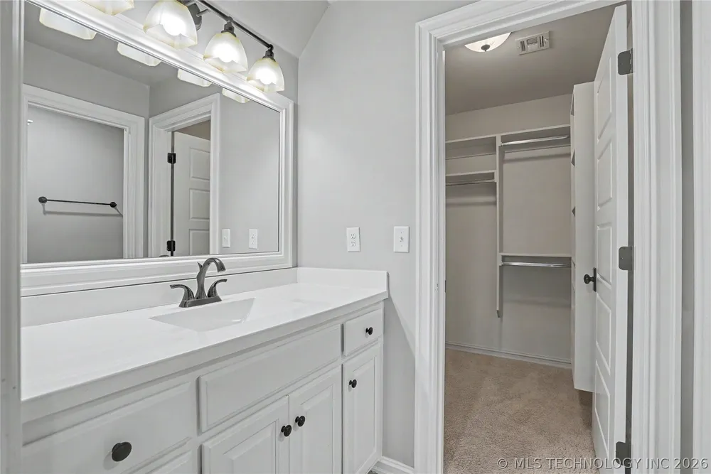 12711 S 3rd St, Jenks, OK 74037