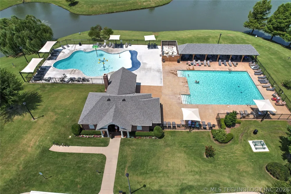 12711 S 3rd St, Jenks, OK 74037