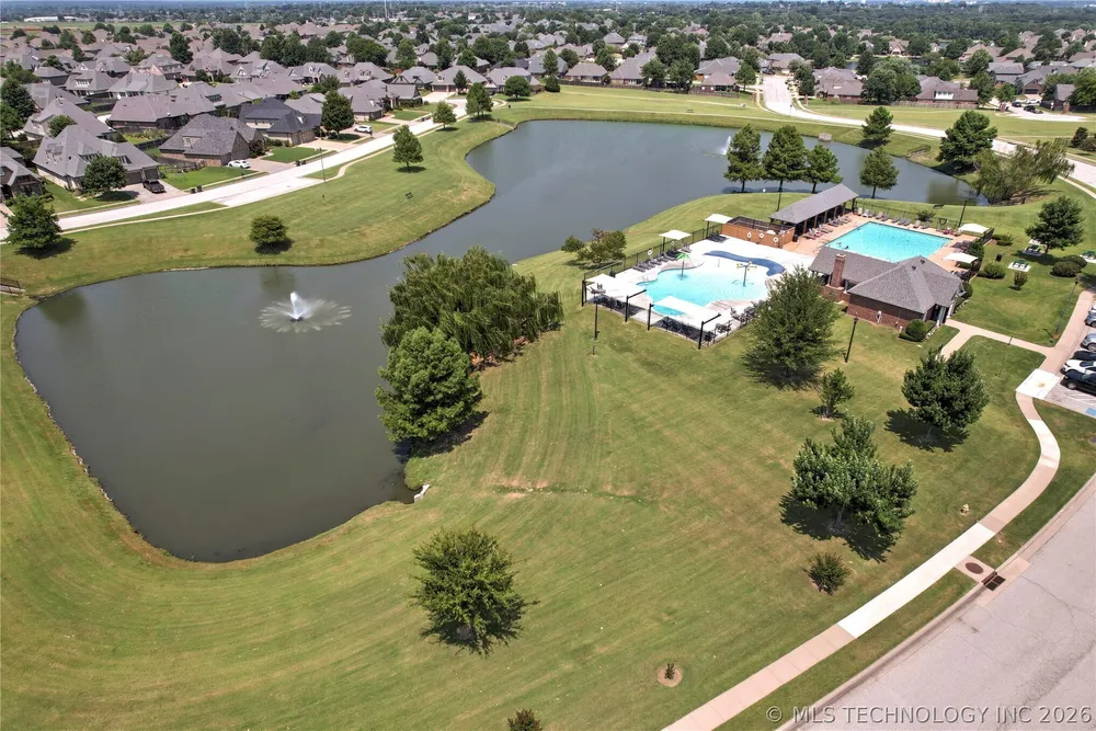 12711 S 3rd St, Jenks, OK 74037