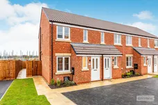 Alva Close, Corby