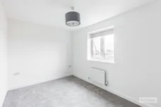 Alva Close, Corby