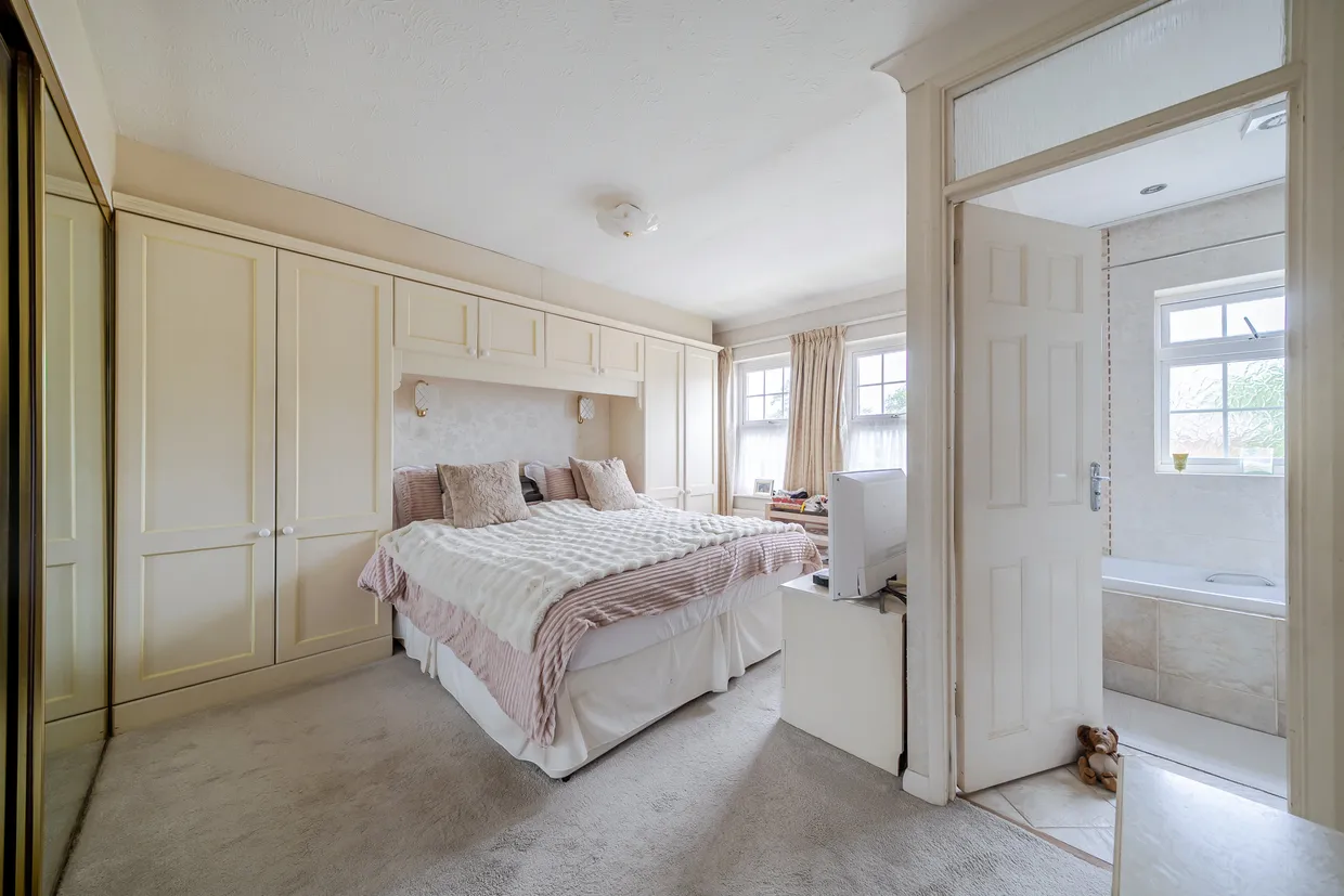 Crozier Drive, South Croydon, CR2 photo 4
