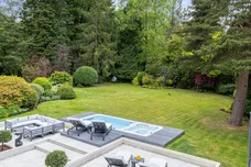 Woodland Way, Tadworth, KT20 photo 3