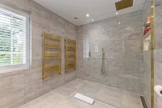Woodland Way, Tadworth, KT20 photo 15