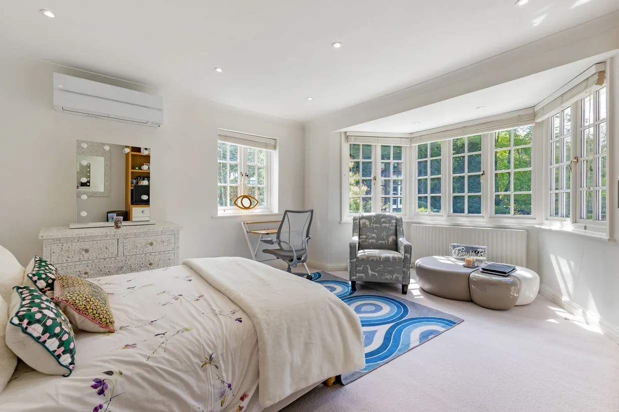 Woodland Way, Tadworth, KT20 photo 16