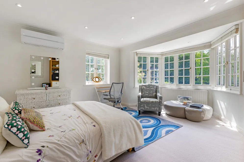 Woodland Way, Tadworth, KT20 photo 16