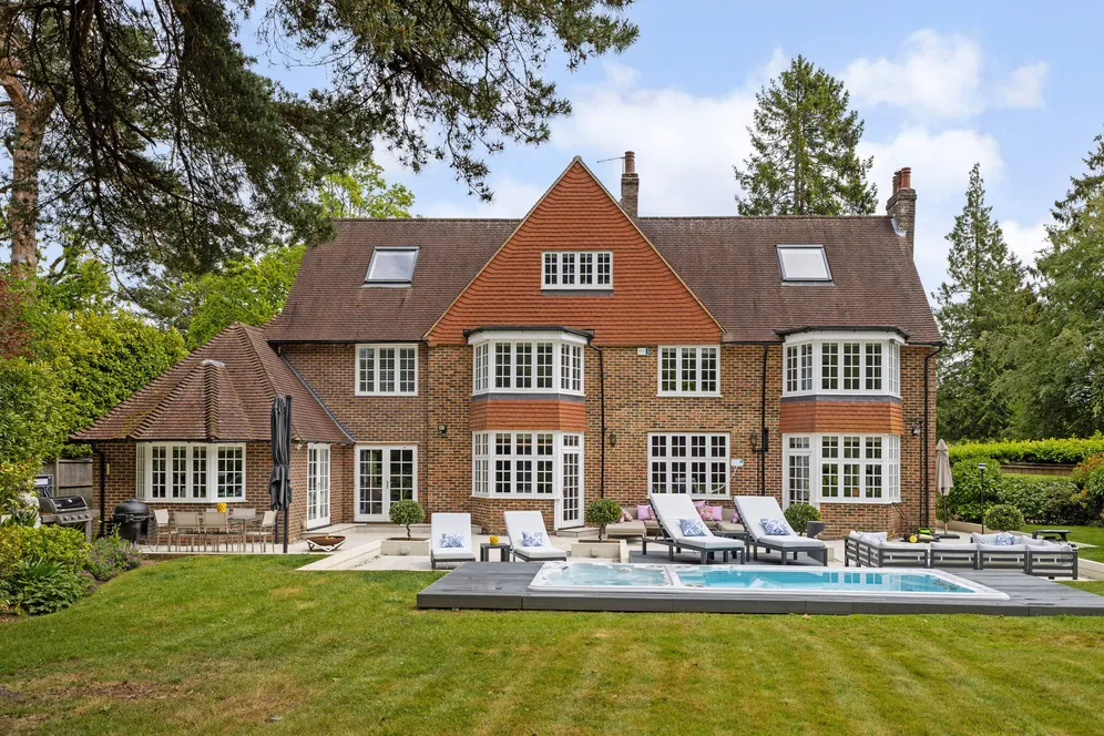 Woodland Way, Tadworth, KT20 photo 20