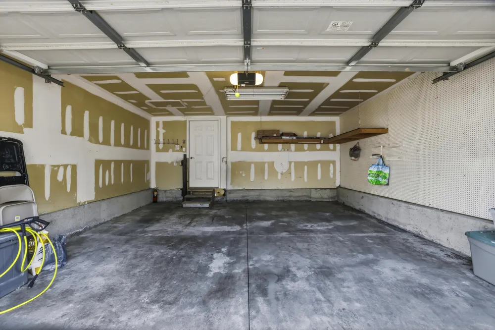 6726 Hamler Dr, Canal Winchester, OH 43110