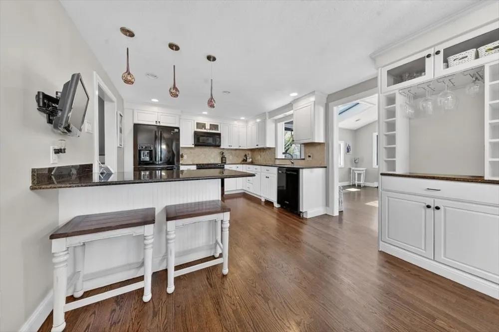 78 May Terrace, Weymouth, MA 02190