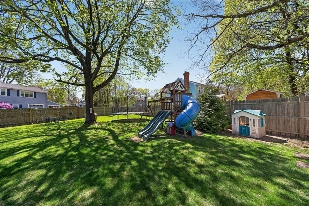 78 May Terrace, Weymouth, MA 02190