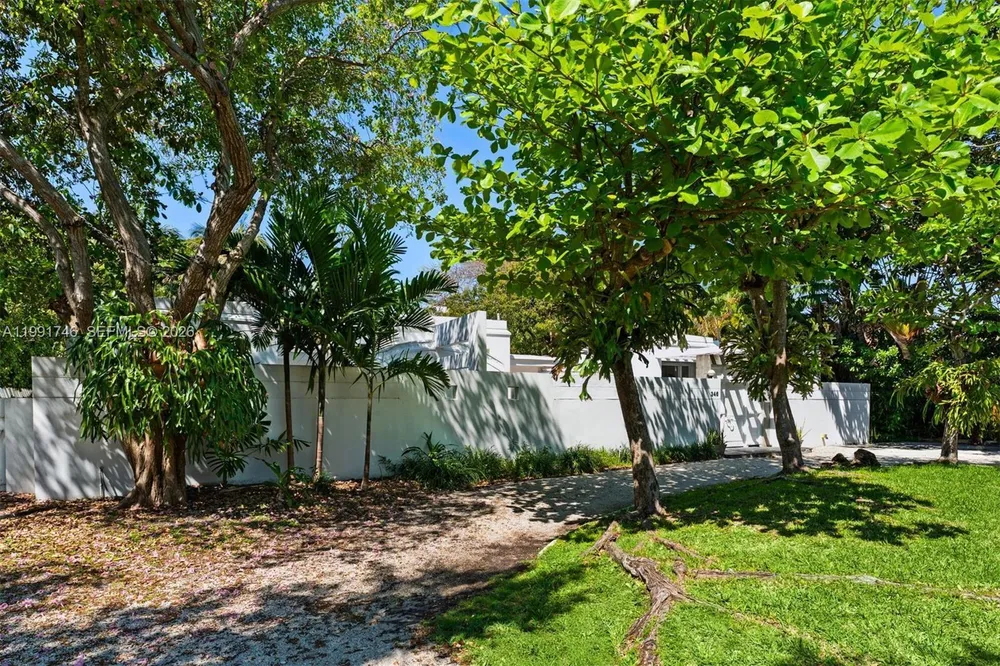 346 Gulf Rd, Key Biscayne, FL 33149
