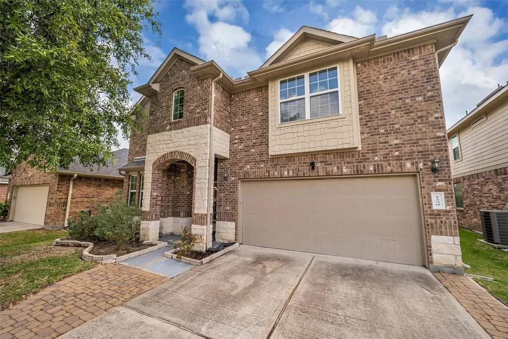 1230 Maple Ace Dr, Katy, TX 77493