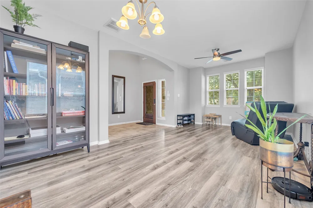 1230 Maple Ace Dr, Katy, TX 77493