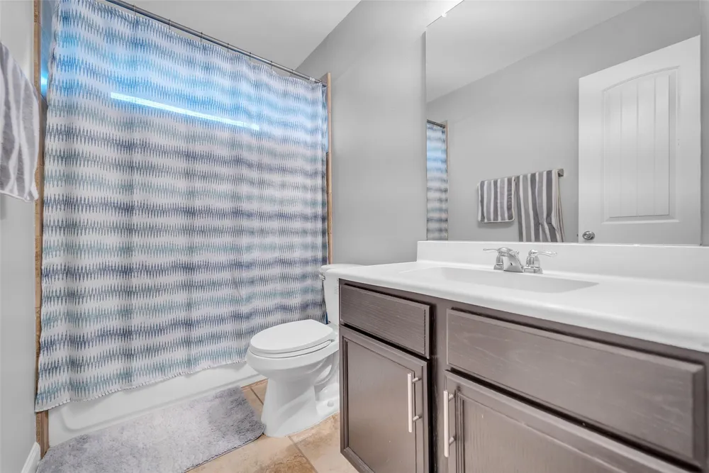 1230 Maple Ace Dr, Katy, TX 77493