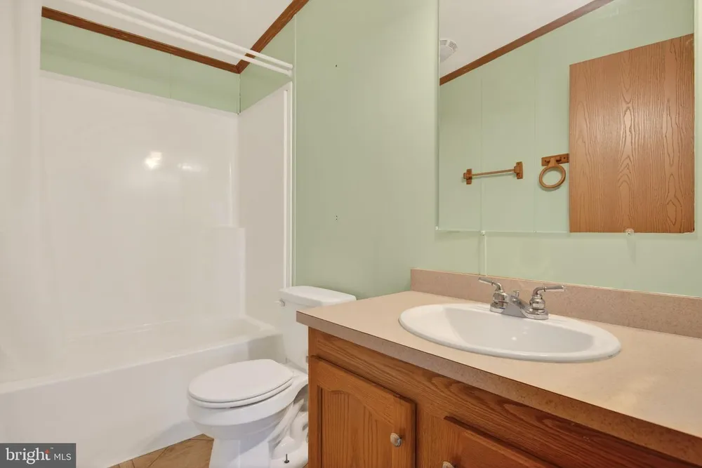 723 Sherry Ln, Lancaster, PA 17601