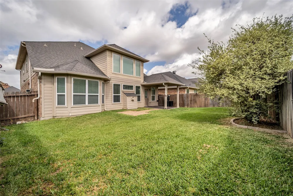 1230 Maple Ace Dr, Katy, TX 77493