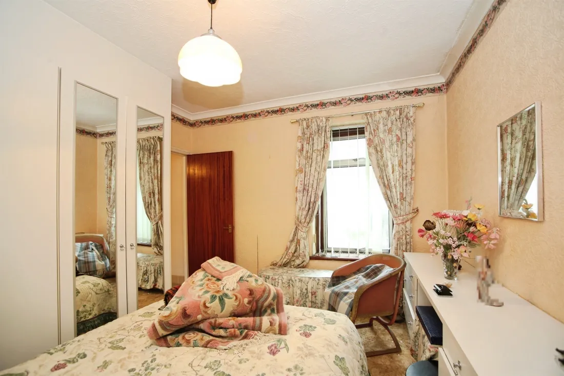 Property photo 32