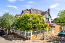 Bedford Road, London, W4 photo 1