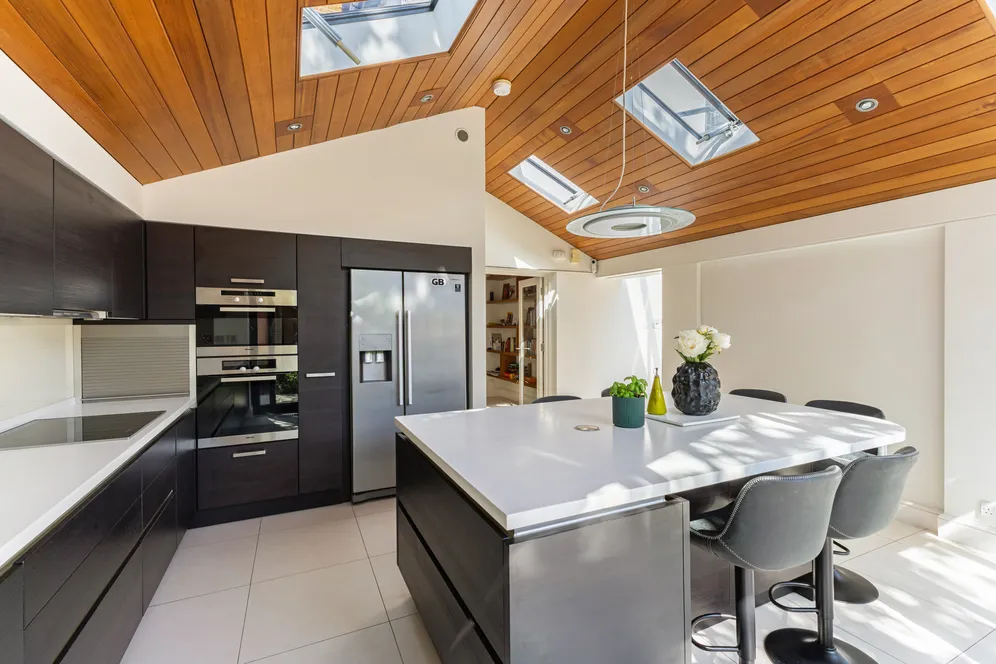 Bedford Road, London, W4 photo 9