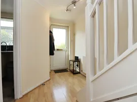 Sandringham Close, WELLINGBOROUGH thumb 2