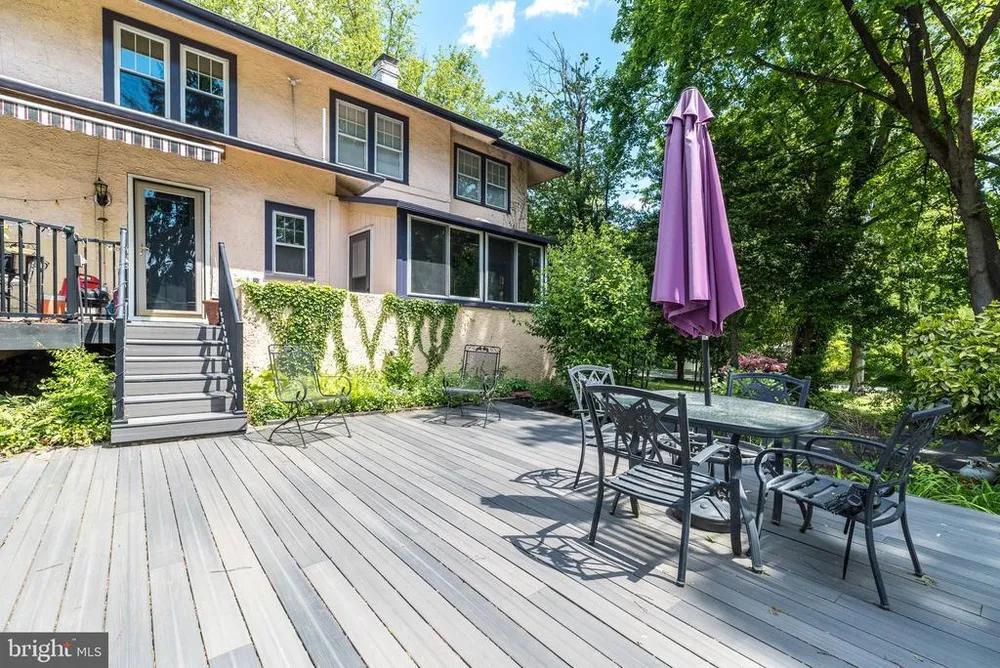 825 Highland Ave, Morrisville, PA 19067