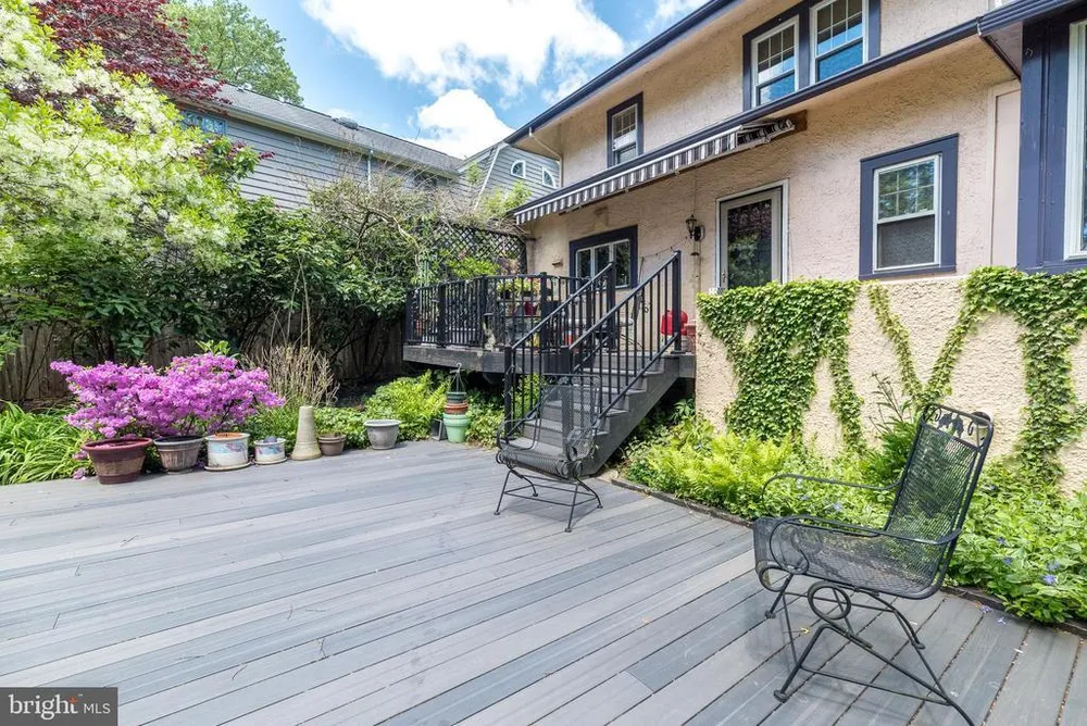 825 Highland Ave, Morrisville, PA 19067