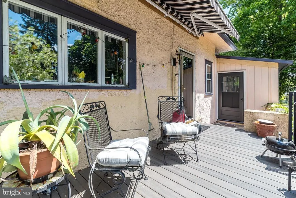 825 Highland Ave, Morrisville, PA 19067