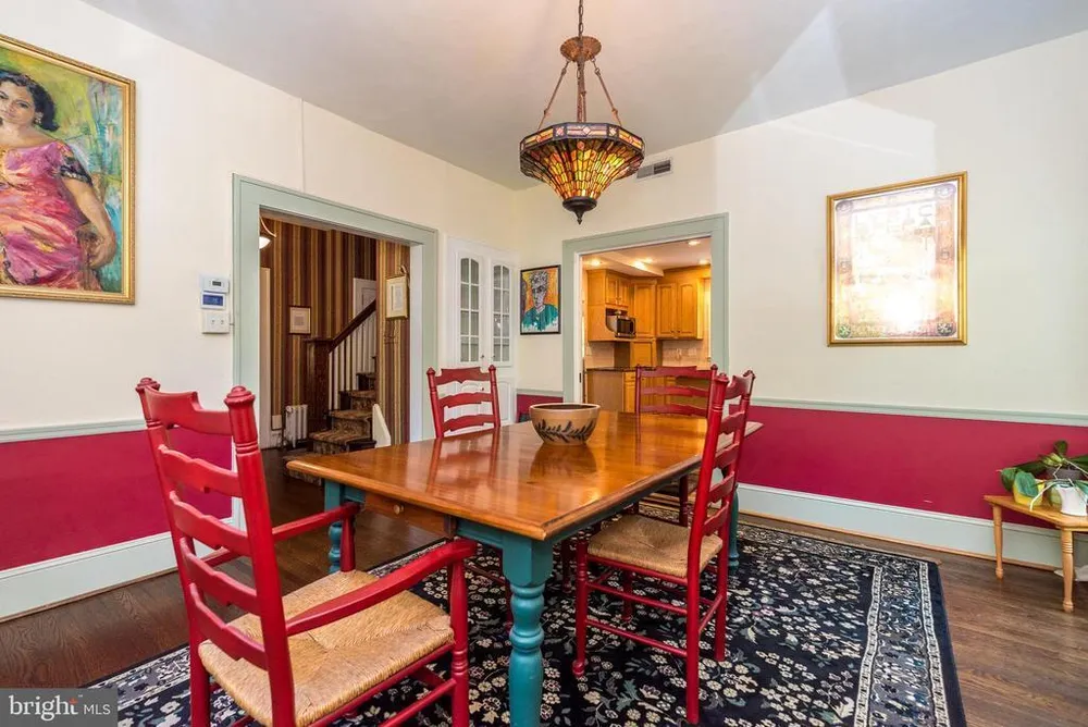 825 Highland Ave, Morrisville, PA 19067