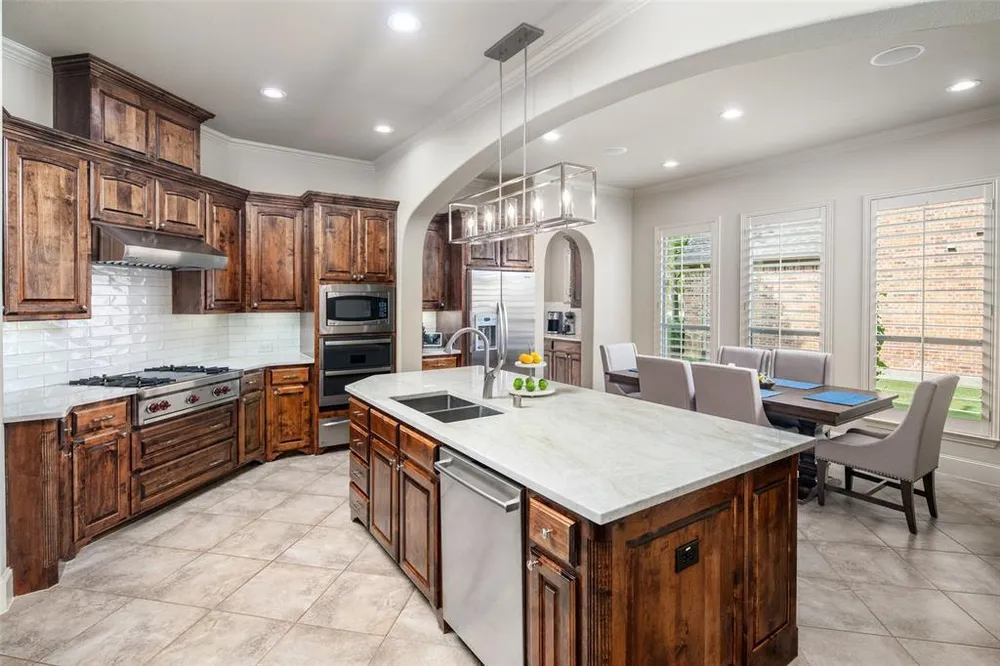 919 Lairds Ln, Allen, TX 75013