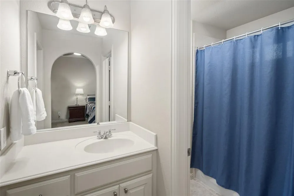 919 Lairds Ln, Allen, TX 75013