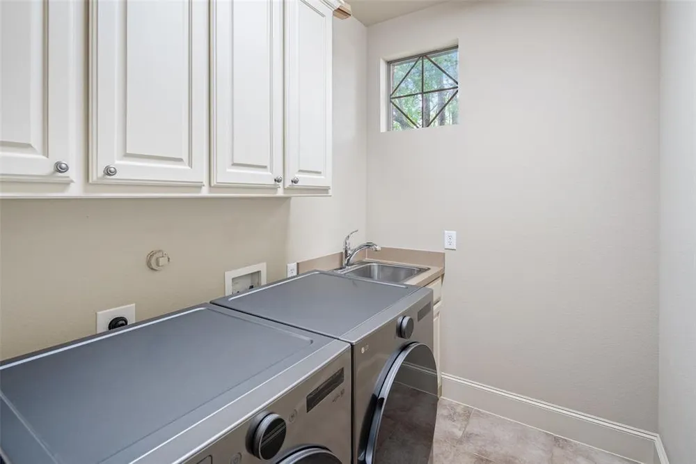 919 Lairds Ln, Allen, TX 75013